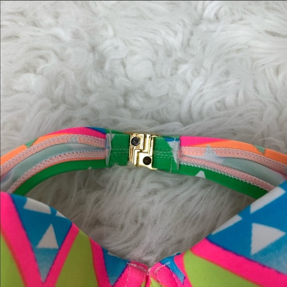 NWT Topshop Strapless Molded Bikini Top Size 4/S - Picture 2 of 4